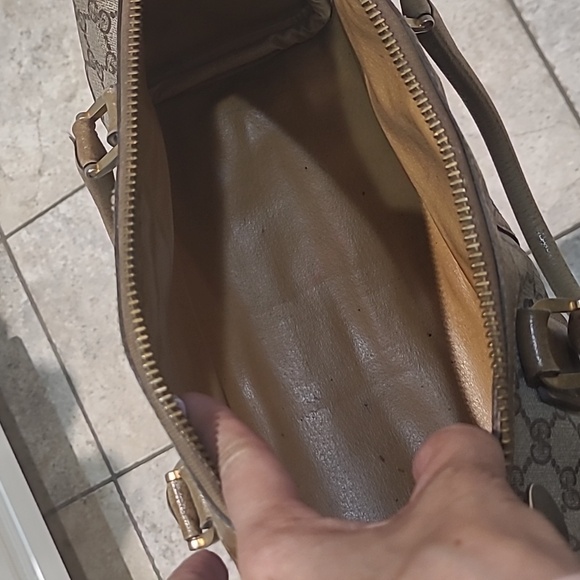 GUCCI SHERRY LINE VINTAGE HANDBAG WITH STRAP - Picture 14 of 16